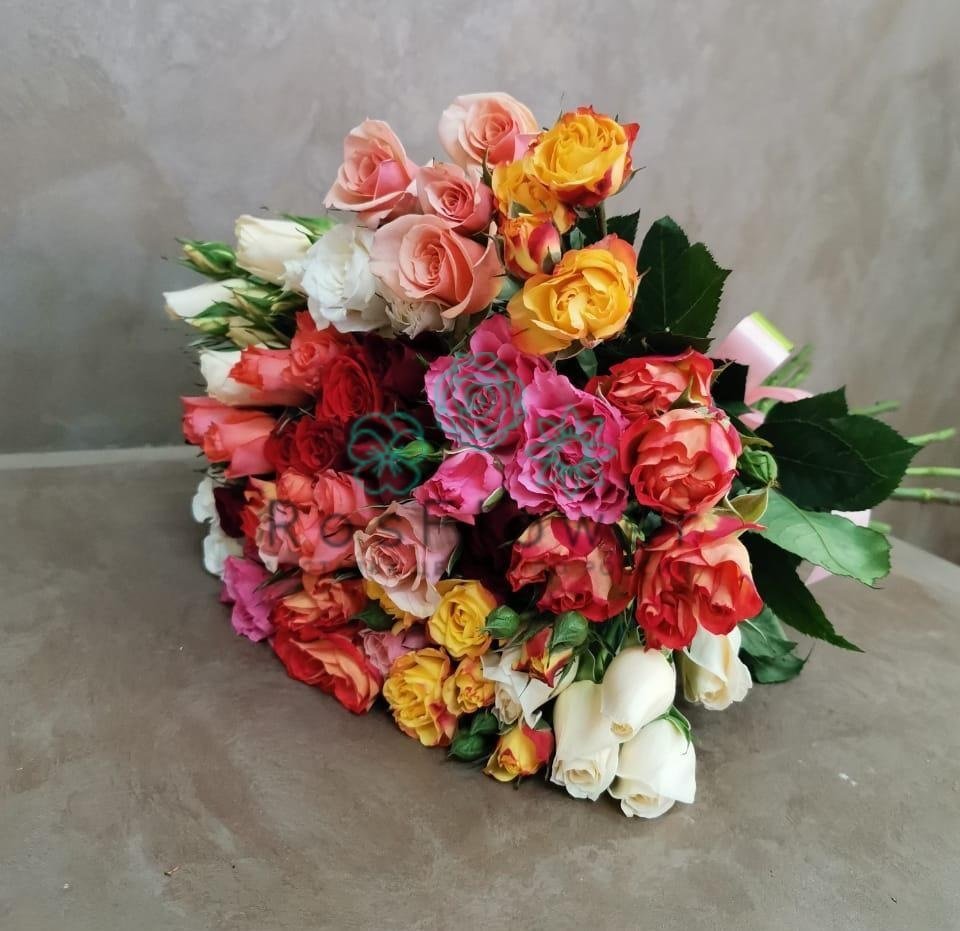 Букет цветов из: Розы в Бесскорбной