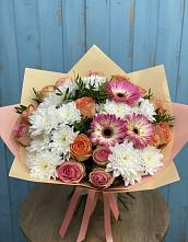 Букет цветов из:  Розы, Герберы и Хризантемы в Бесскорбной