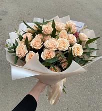Букет Кремовые розы Латте в Бесскорбной