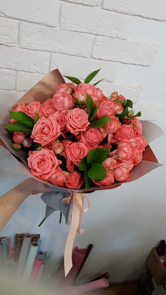 Букет цветов из: Розы в Бесскорбной