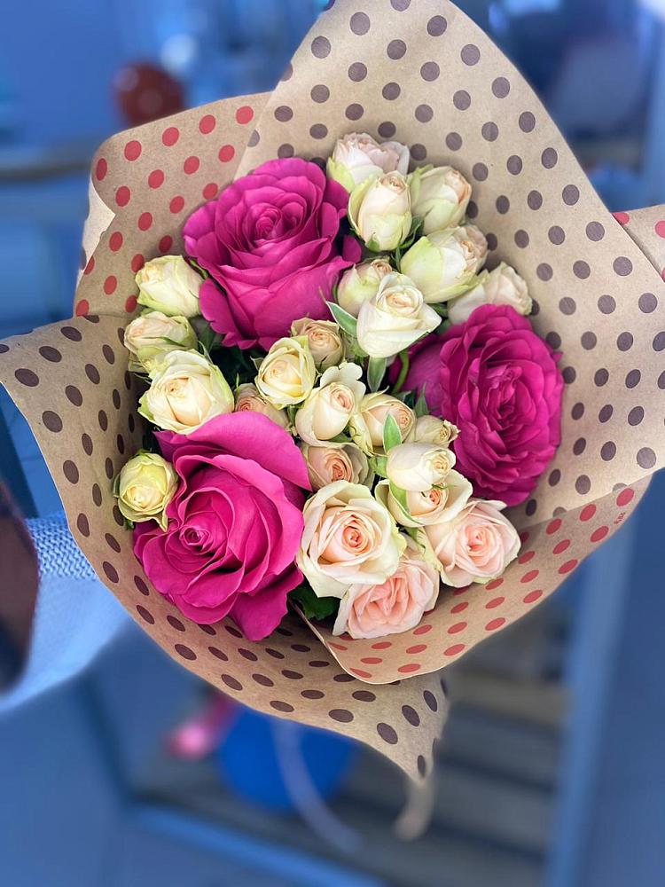 Букет цветов из: Розы в Бесскорбной