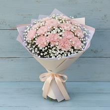 Букет цветов из:  Гвоздики в Бесскорбной
