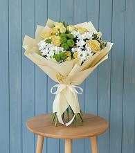 Букет цветов из:  Хризантемы и Розы в Бесскорбной