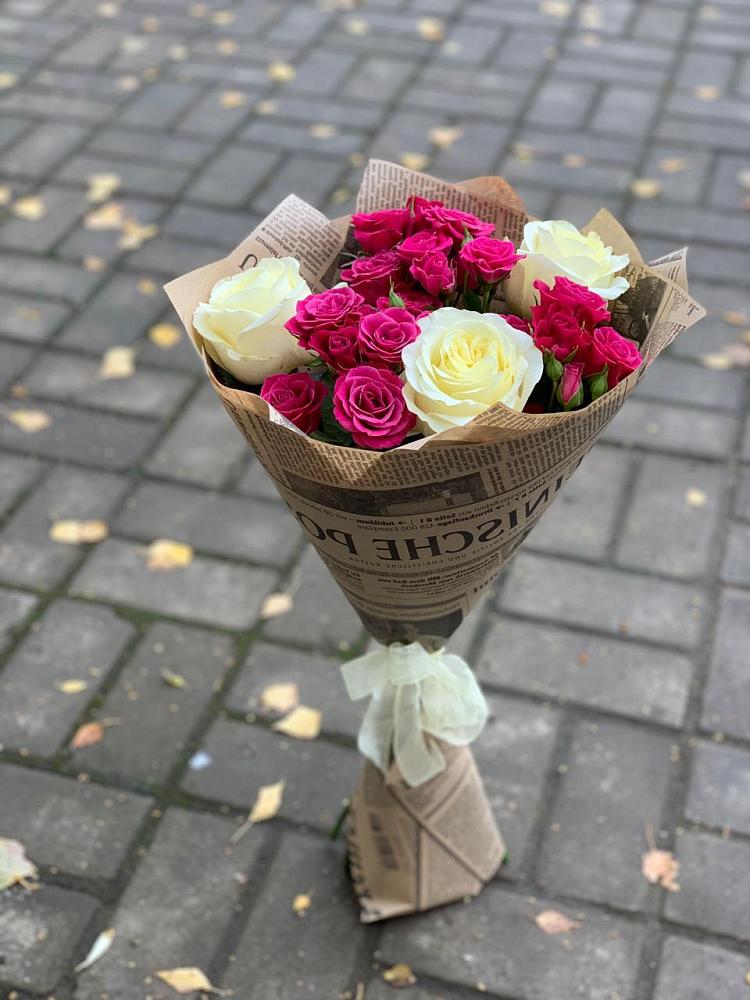 Букет цветов из: Розы в Бесскорбной