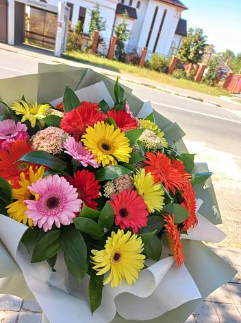 Букет цветов из: Герберы в Бесскорбной