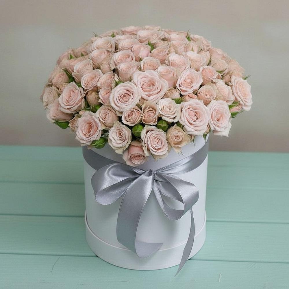 Цветочная композиция из Розы в шляпной коробке в Бесскорбной