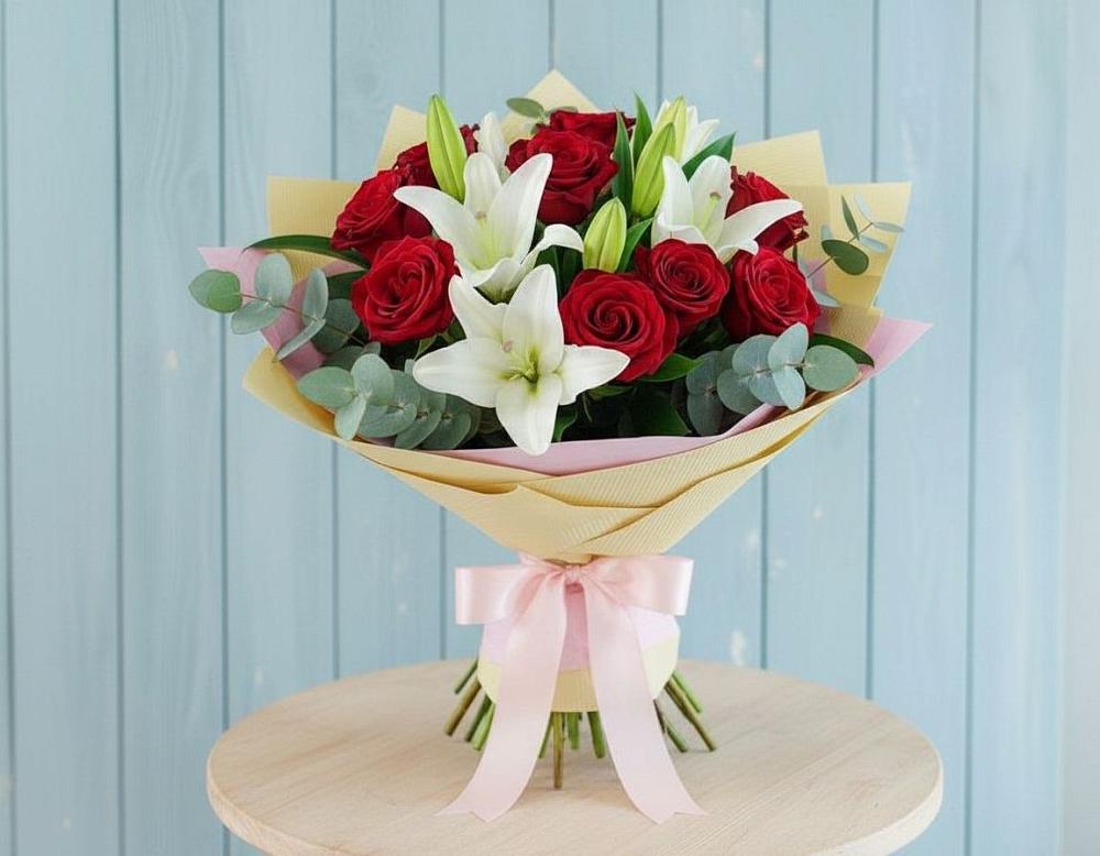 Букет цветов из: Лилии и Розы в Бесскорбной